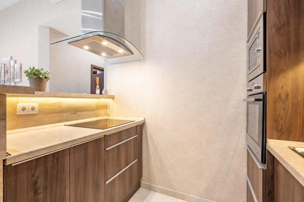 Splendid Perfectly Located Flat With Sauna Apartment Budapest Exterior photo